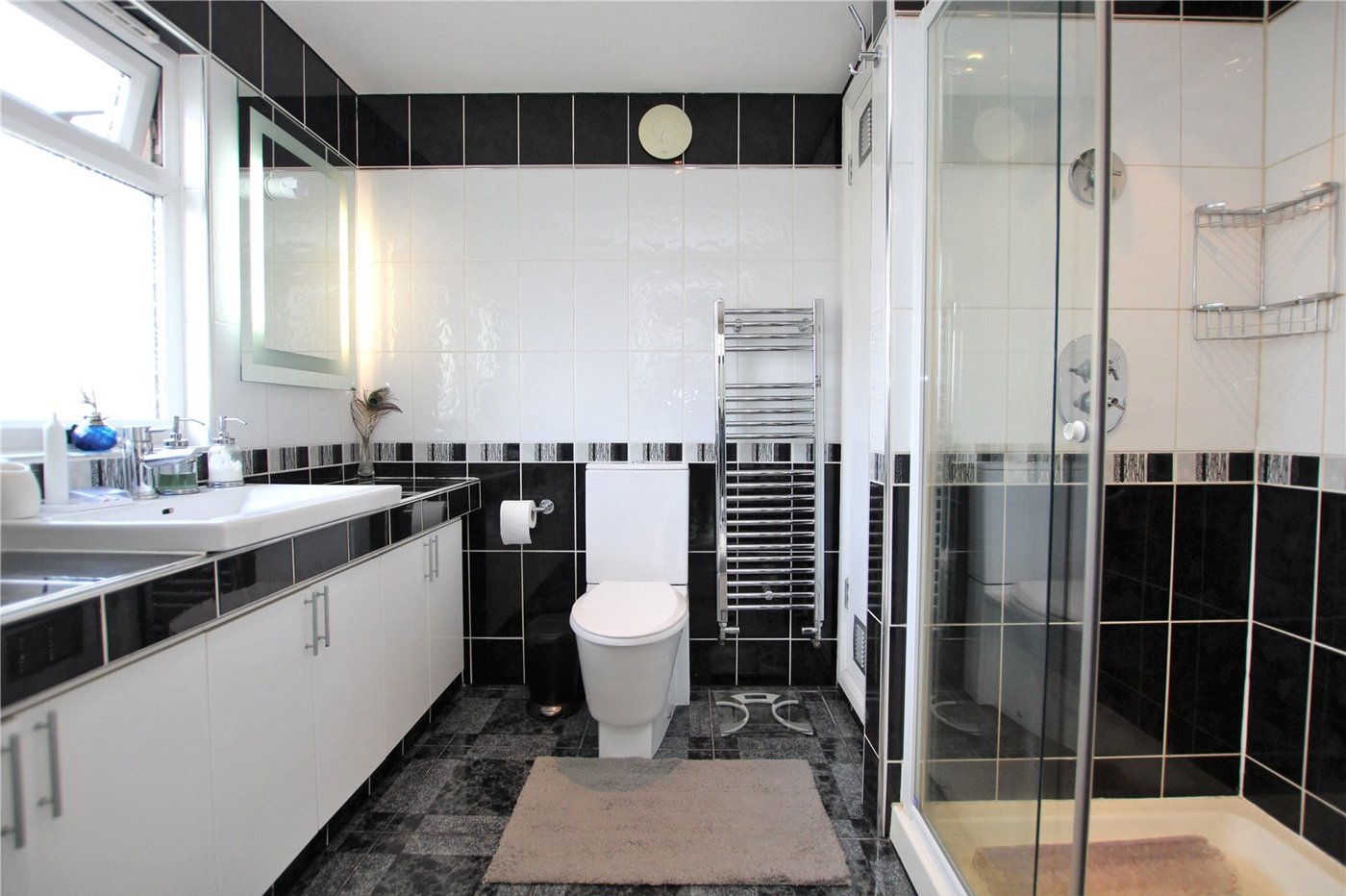 4 bedroom house for sale in London | Robinson Jackson