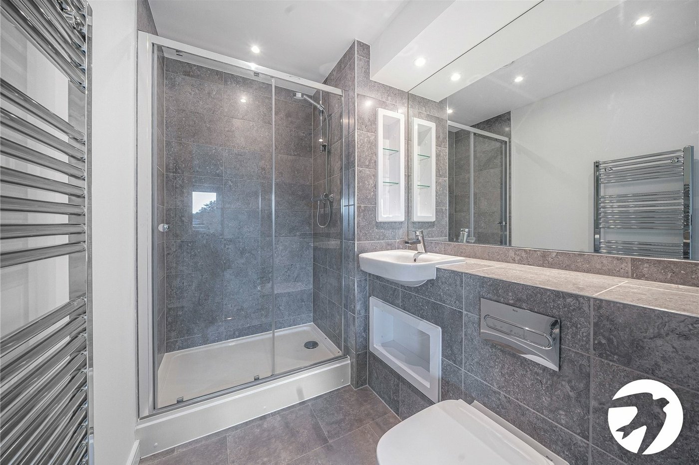 2 bedroom property to rent in Kings Hill | Robinson Michael & Jackson