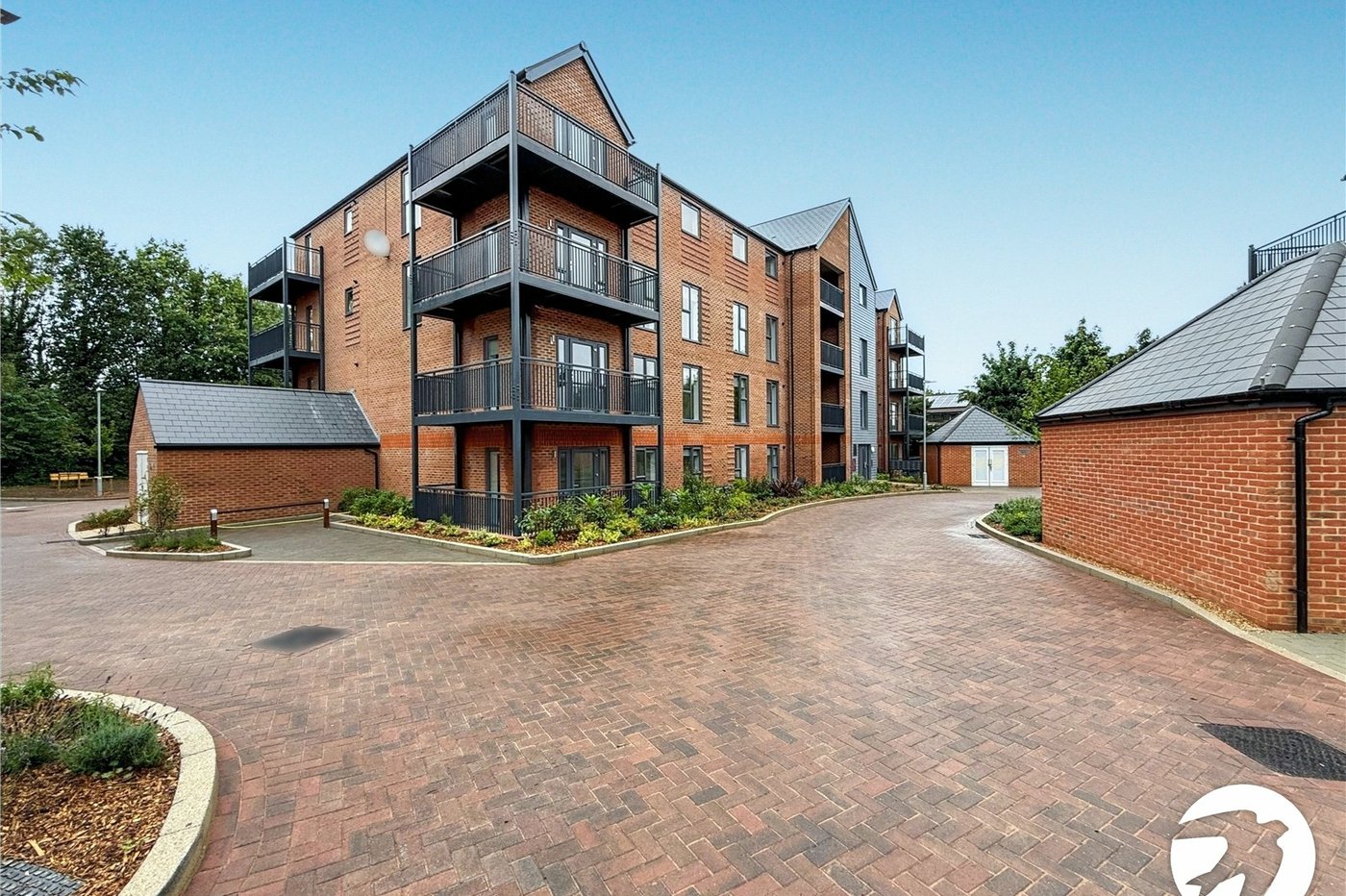 2 bedroom property to rent in Kings Hill | Robinson Michael & Jackson