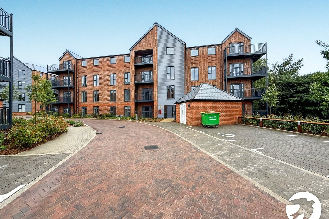 2 bedroom property to rent in Kings Hill | Robinson Michael & Jackson