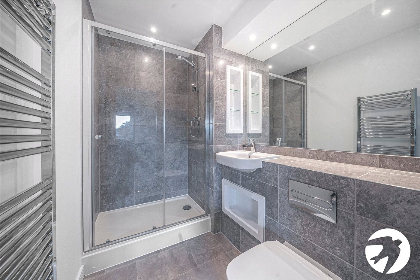 2 bedroom property to rent in Kings Hill | Robinson Michael & Jackson