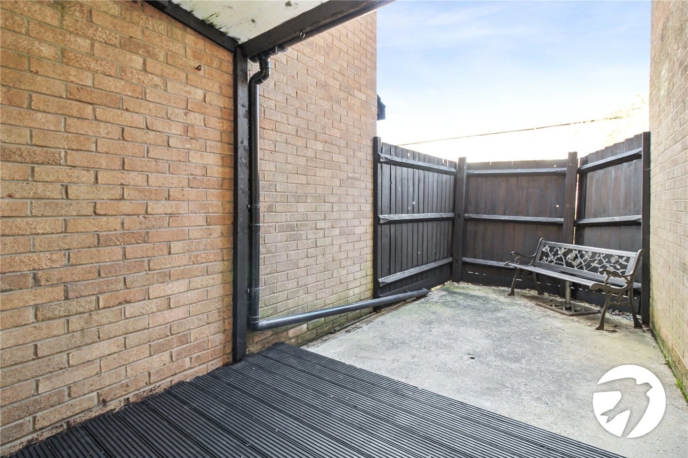 1 bedroom house to rent in Gravesend | Robinson Michael & Jackson