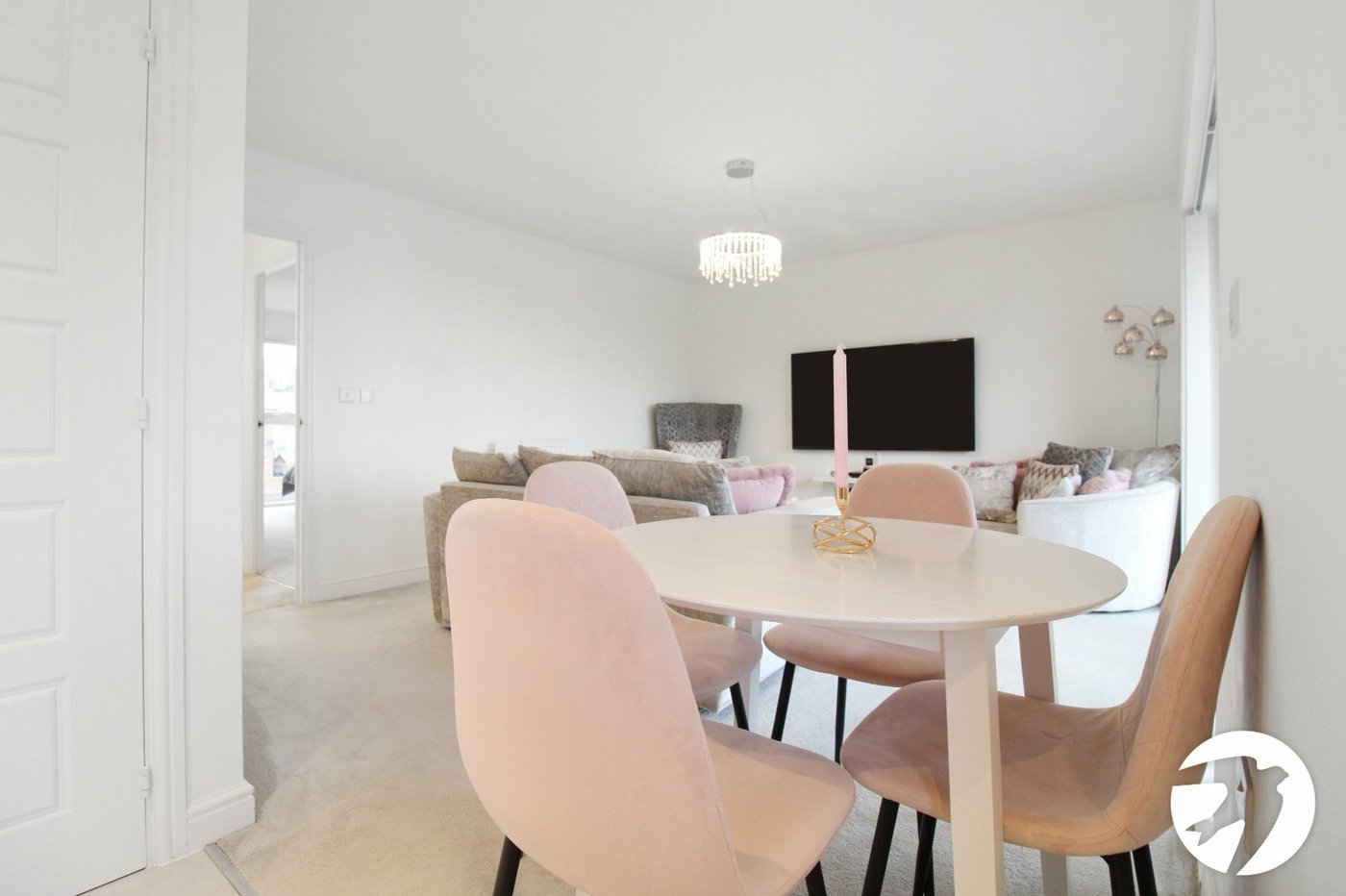 2 bedroom property to rent in Weldon | Robinson Michael & Jackson