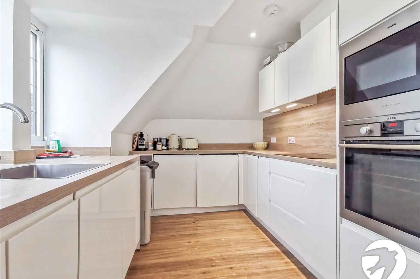 2 bedroom property to rent in Orpington | Robinson Jackson