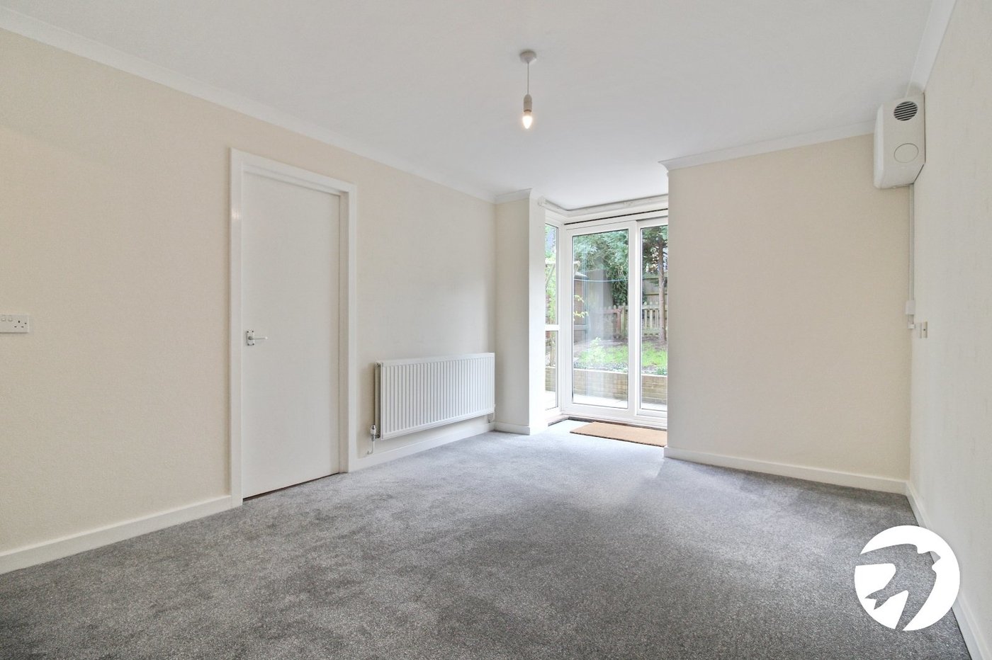 2 bedroom property to rent in Sydenham | Robinson Jackson