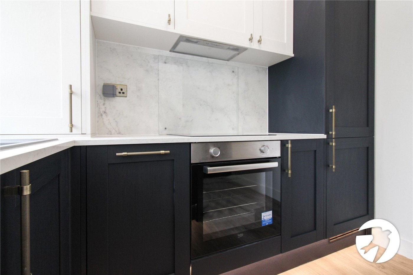 2 bedroom property to rent in London | Robinson Jackson