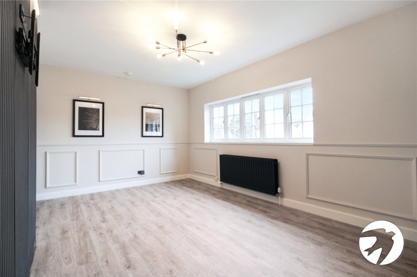 2 bedroom property to rent in London | Robinson Jackson