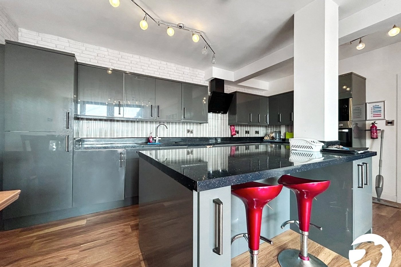 2 bedroom property to rent in Maidstone | Robinson Michael & Jackson