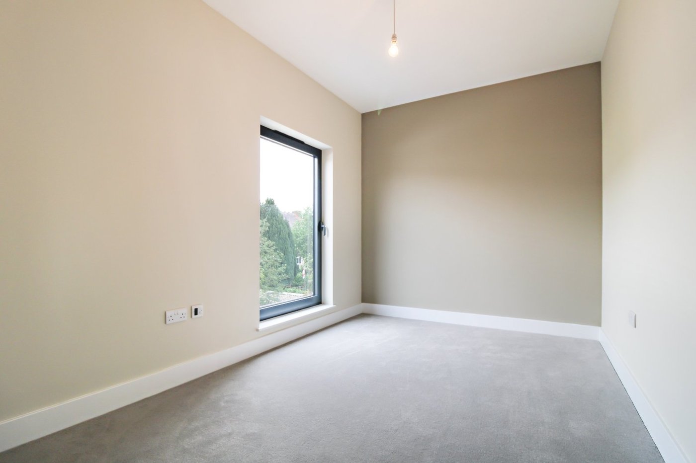 2 bedroom property to rent in Gravesend | Robinson Michael & Jackson