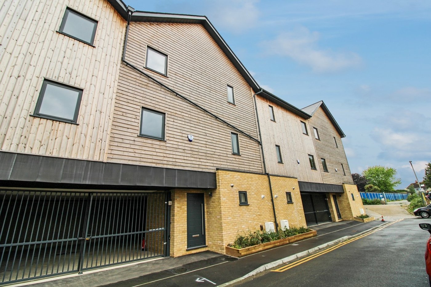 2 bedroom property to rent in Gravesend | Robinson Michael & Jackson