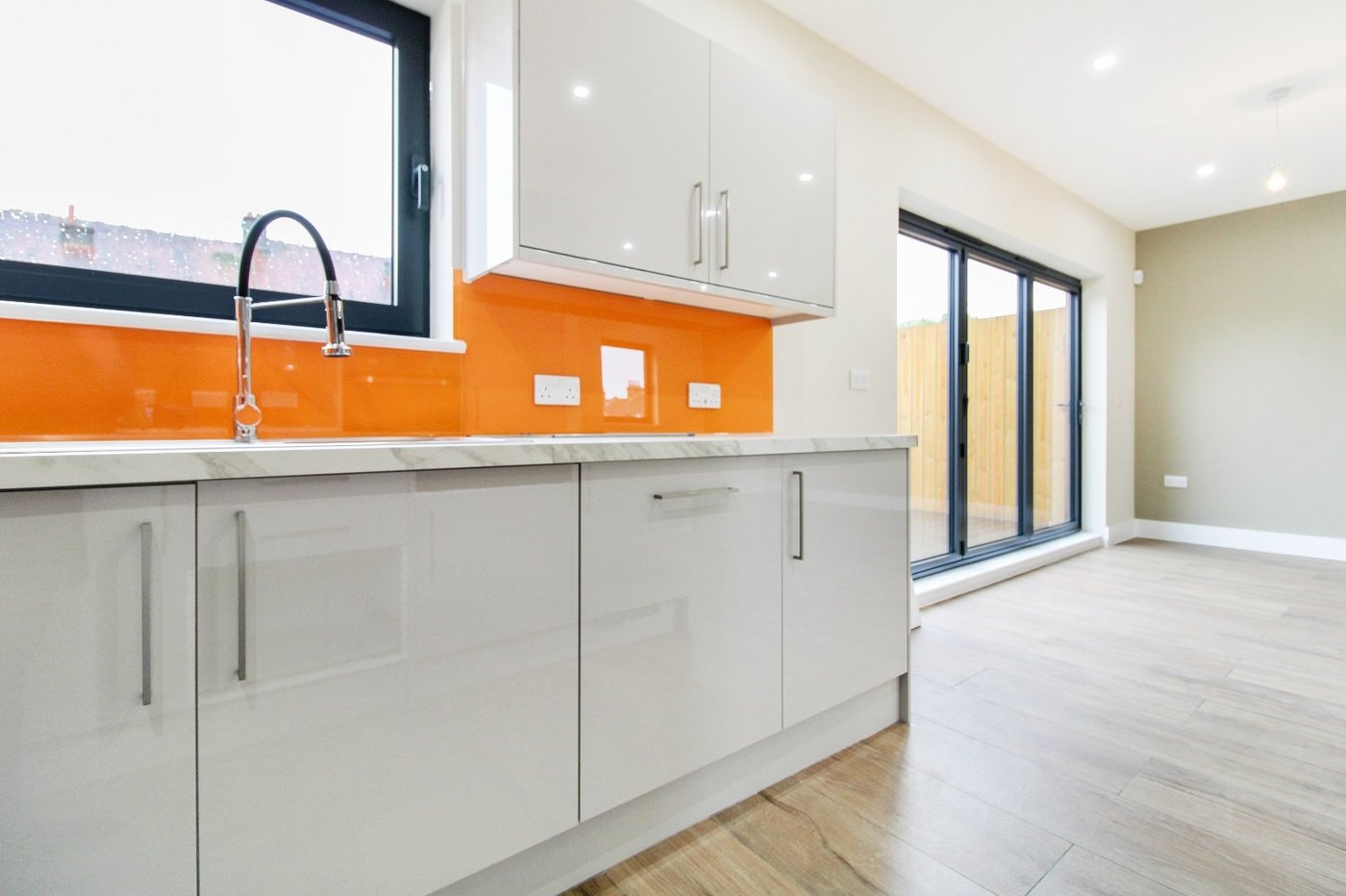 2 bedroom property to rent in Gravesend | Robinson Michael & Jackson