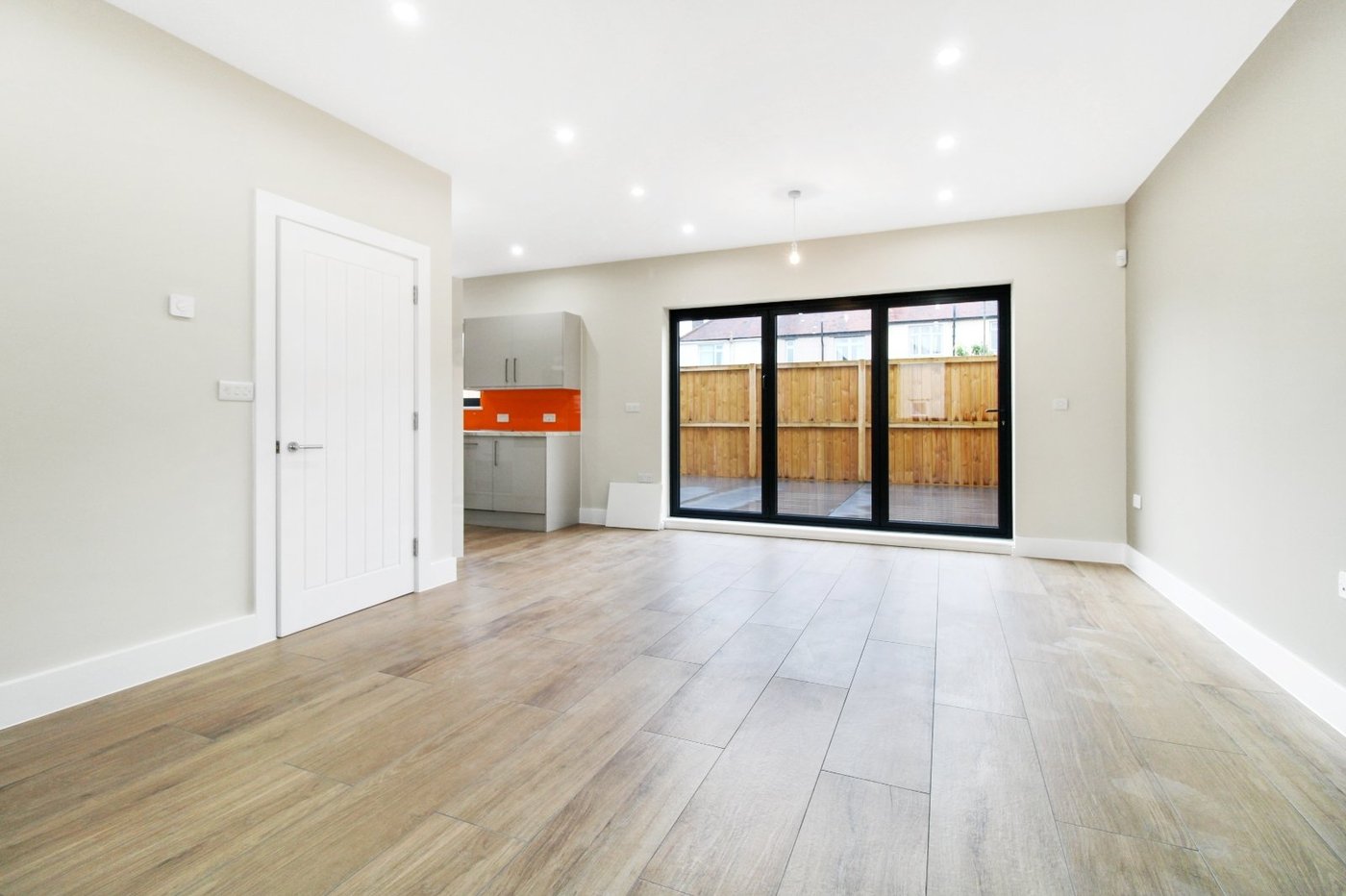 2 bedroom property to rent in Gravesend | Robinson Michael & Jackson