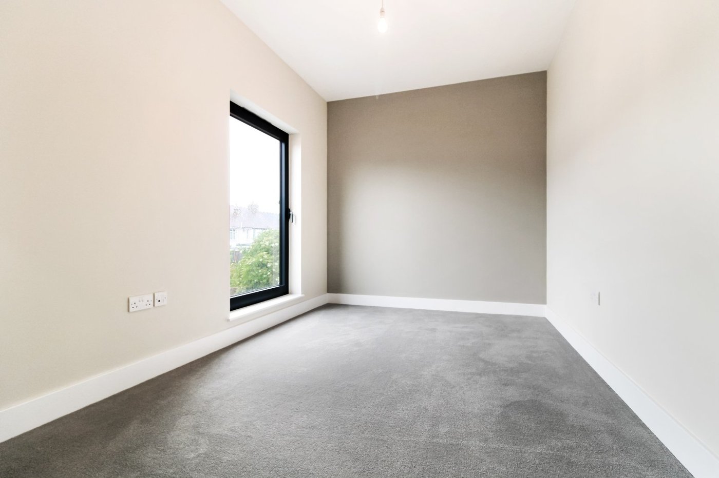 2 bedroom property to rent in Gravesend | Robinson Michael & Jackson