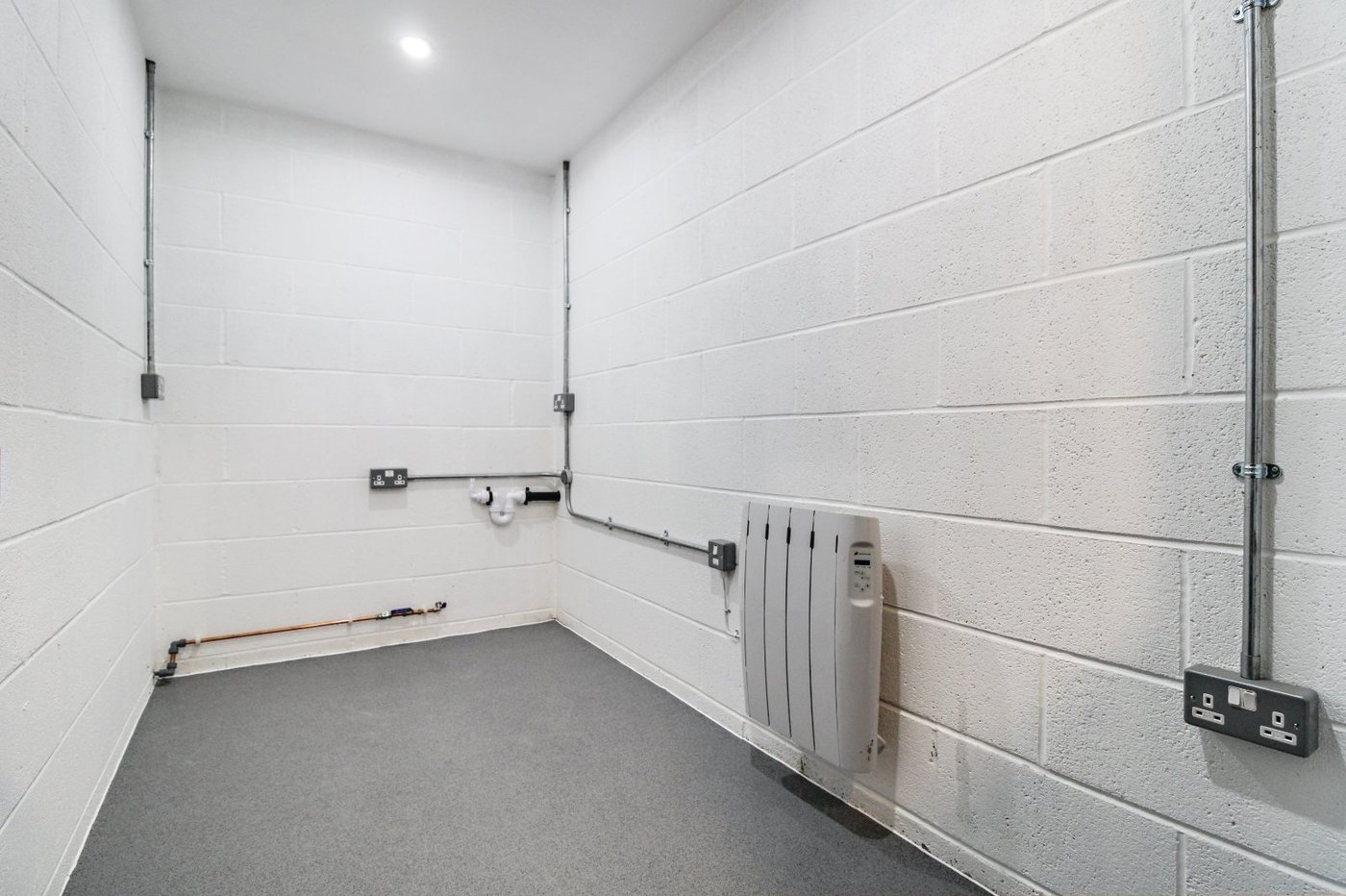 2 bedroom property to rent in Gravesend | Robinson Michael & Jackson