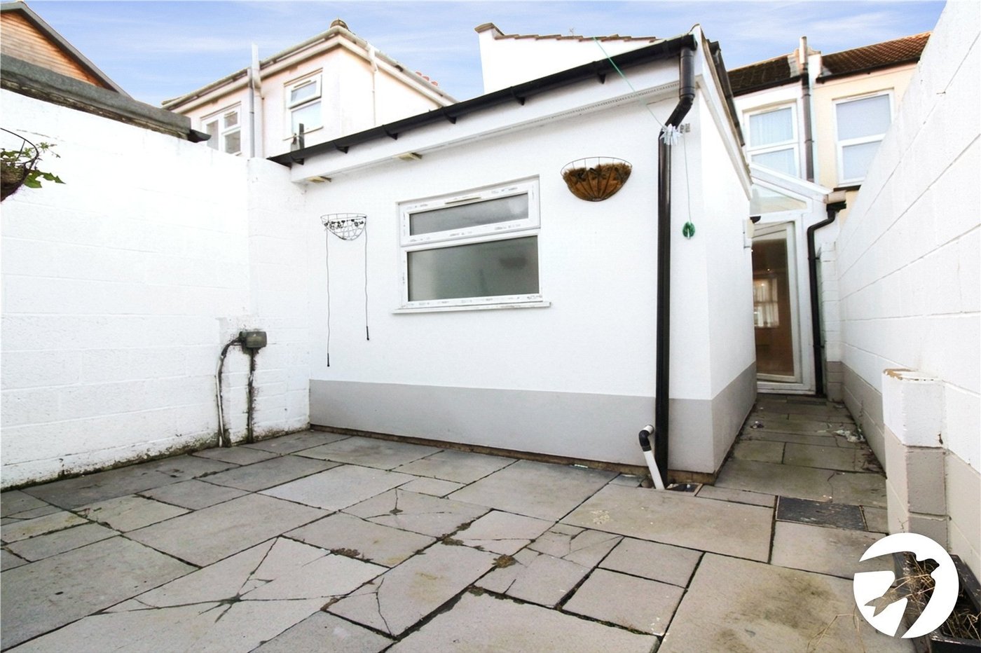 3 bedroom house to rent in Gravesend | Robinson Michael & Jackson