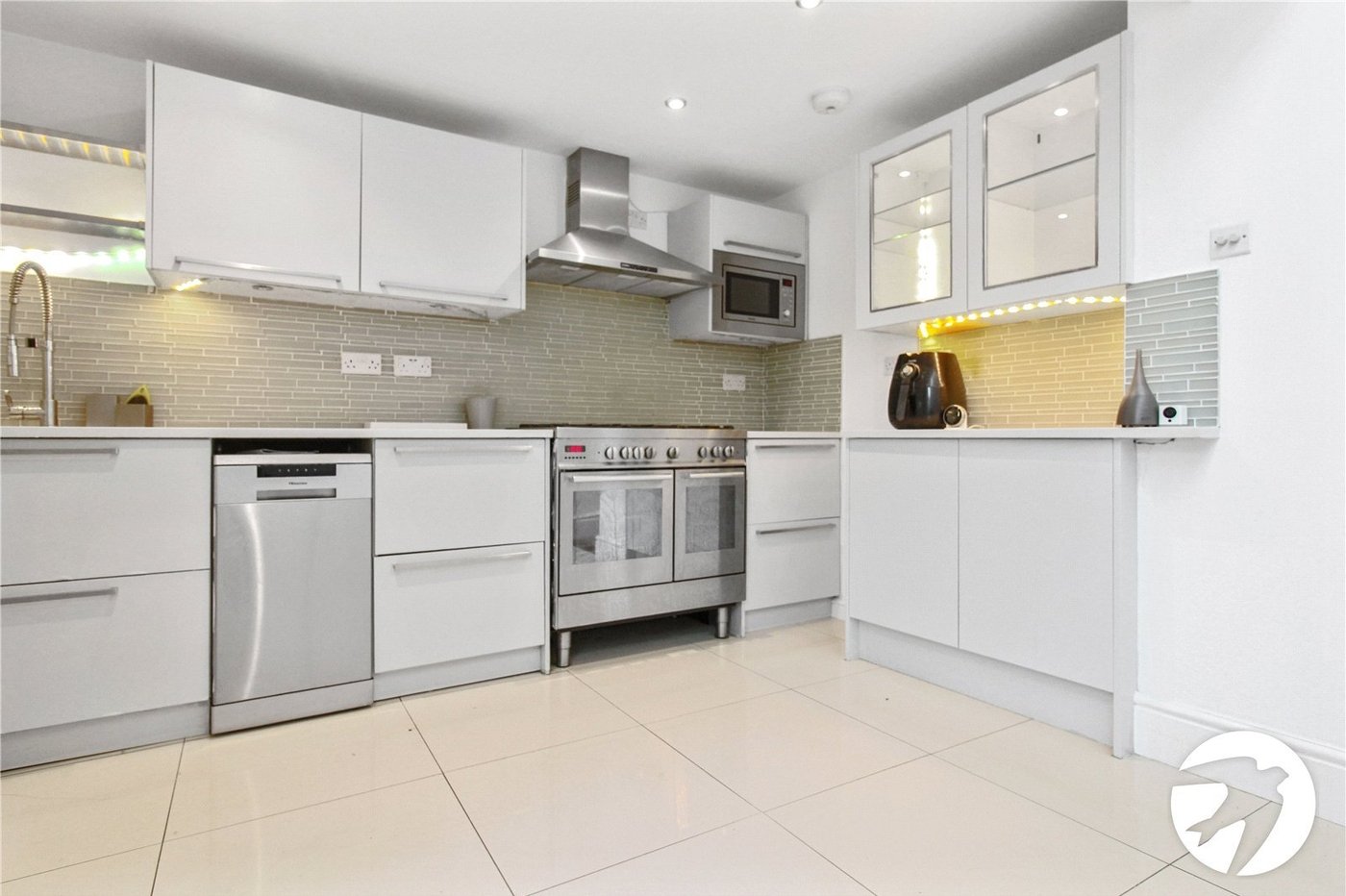 3 bedroom house to rent in Gravesend | Robinson Michael & Jackson