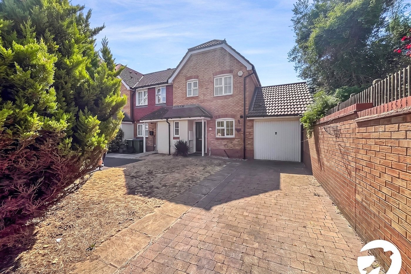3 bedroom house to rent in Crayford | Robinson Jackson