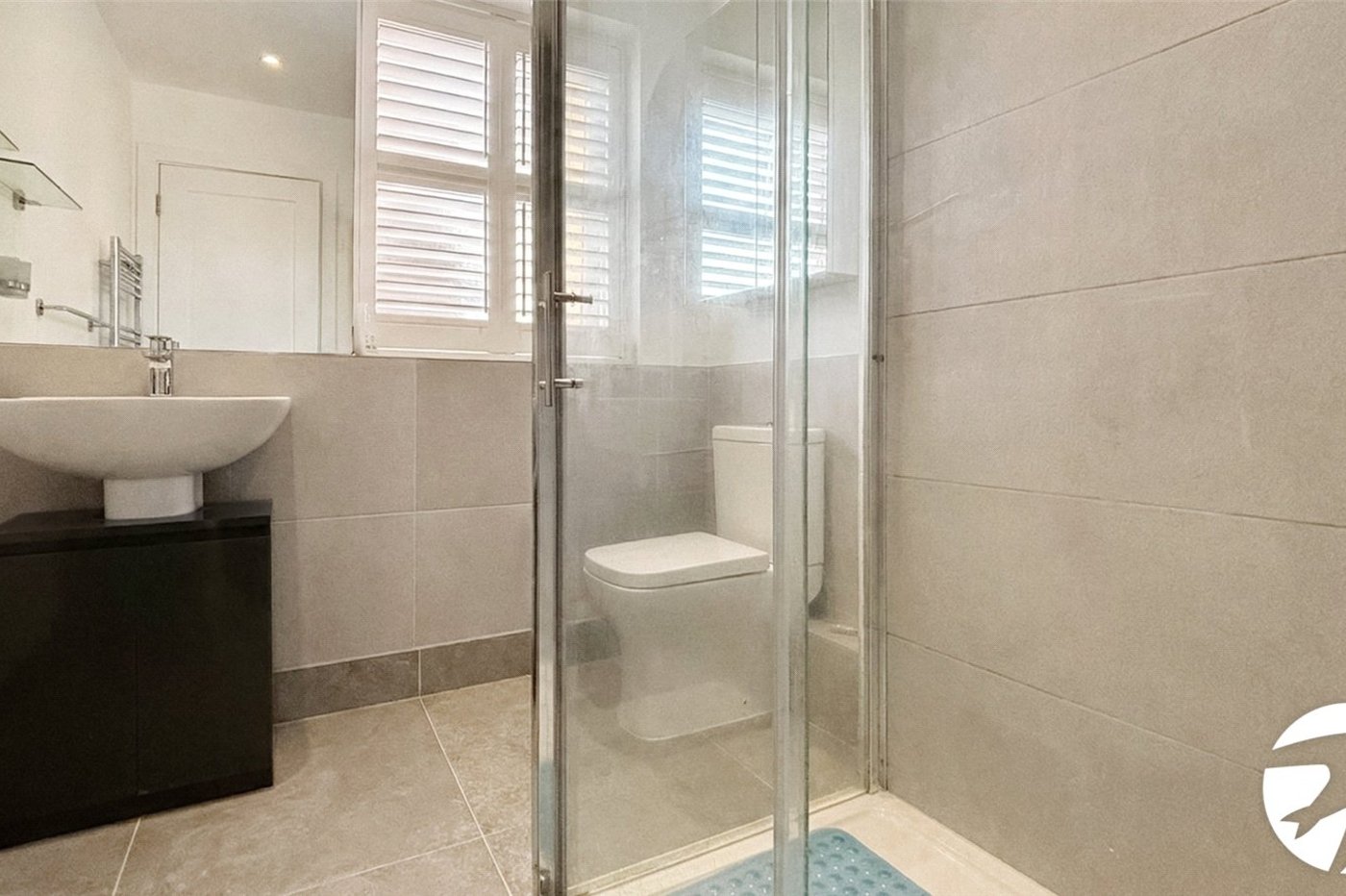 4 bedroom house to rent in Orpington | Robinson Jackson