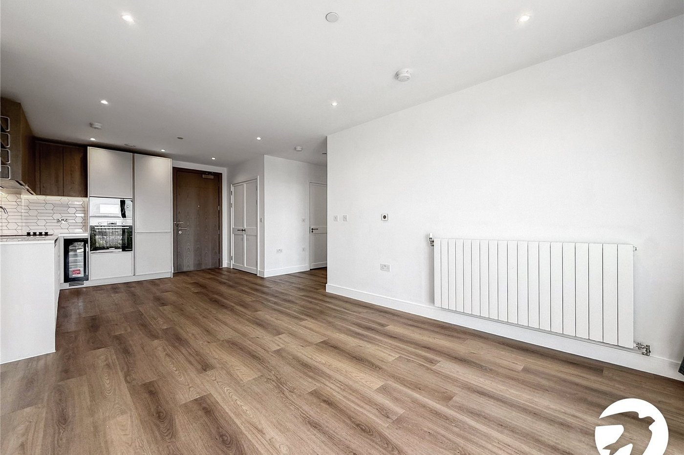 2 bedroom property to rent in London | Robinson Jackson