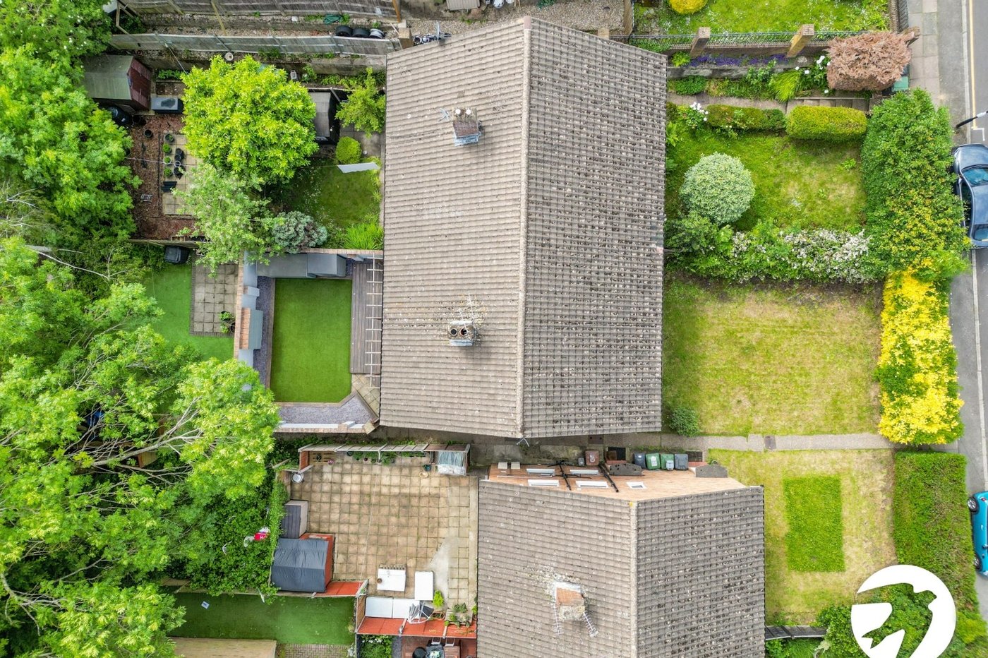 2 bedroom property to rent in London | Robinson Jackson