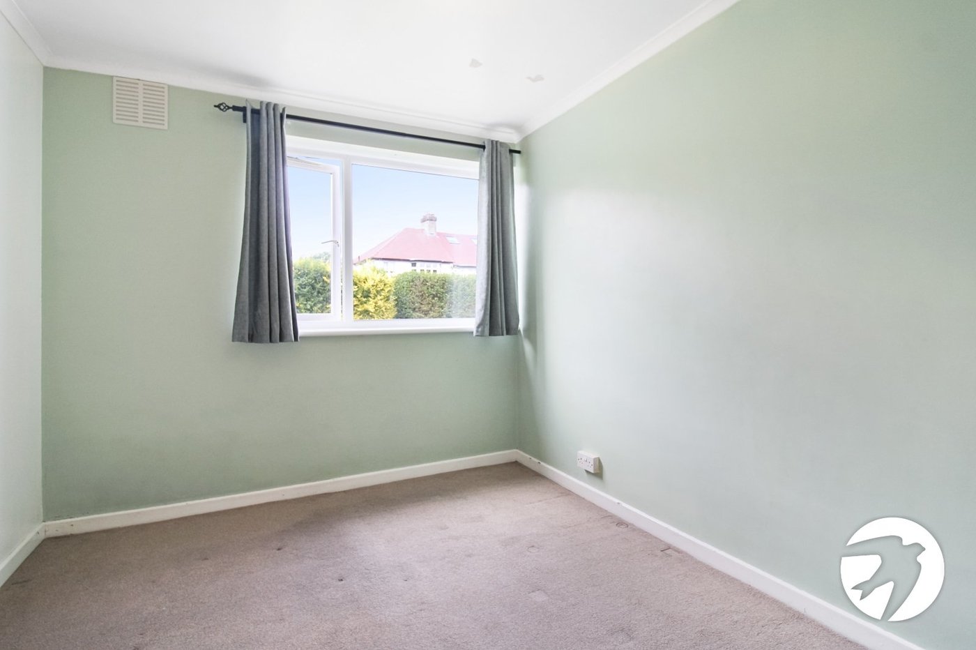 2 bedroom property to rent in London | Robinson Jackson