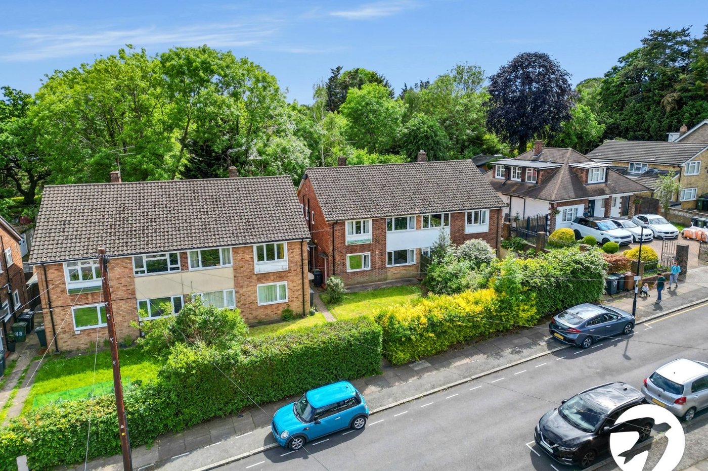 2 bedroom property to rent in London | Robinson Jackson