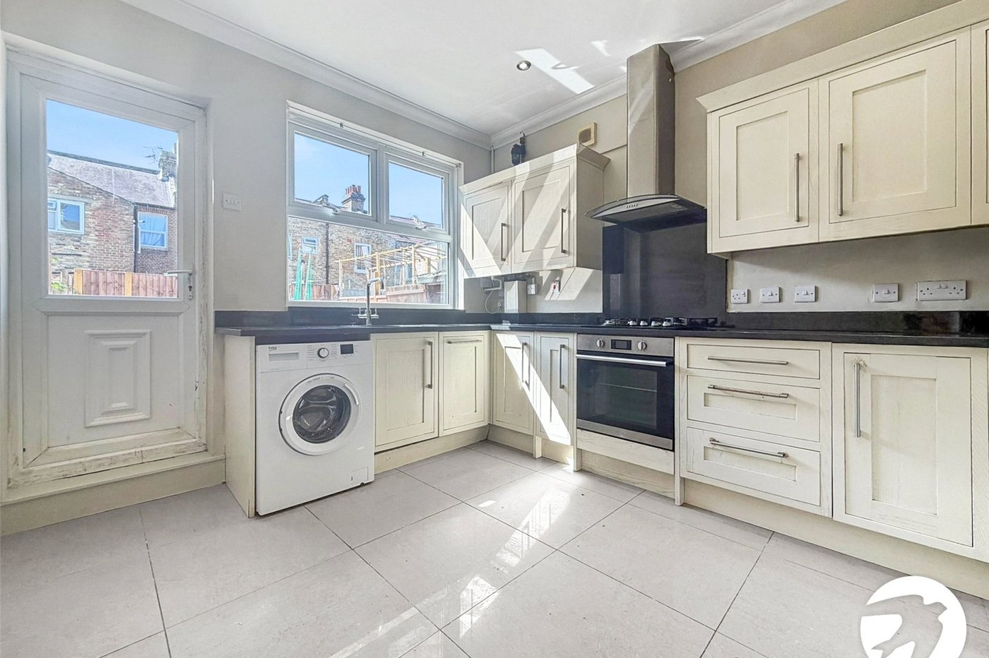 3 bedroom house to rent in London | 