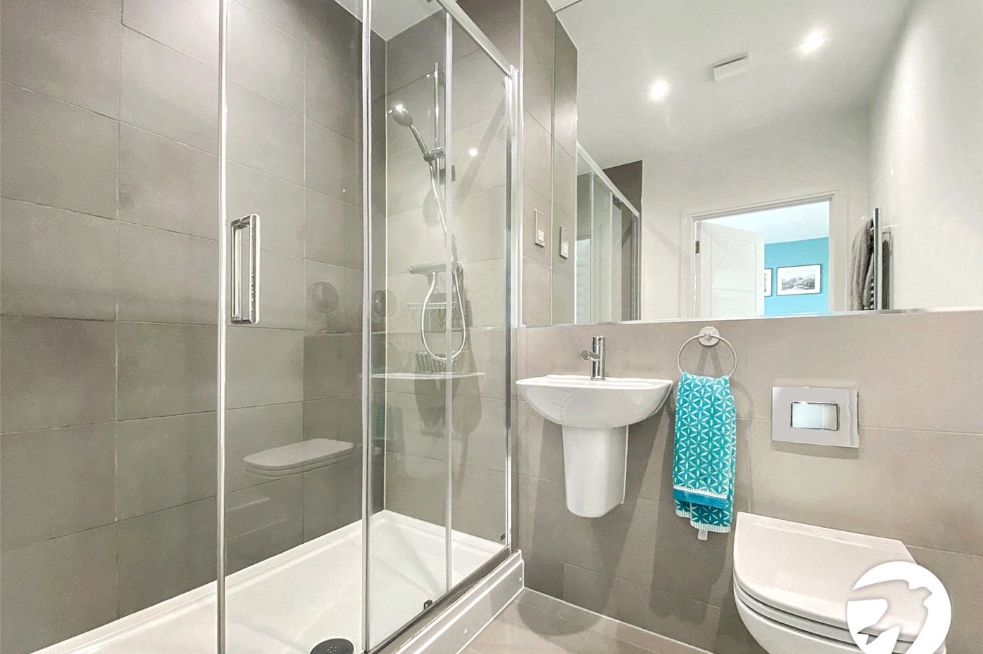 4 bedroom house to rent in Erith | Robinson Jackson