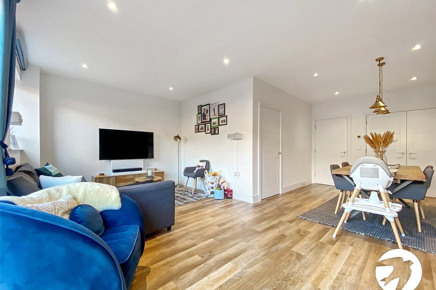 4 bedroom house to rent in Erith | Robinson Jackson