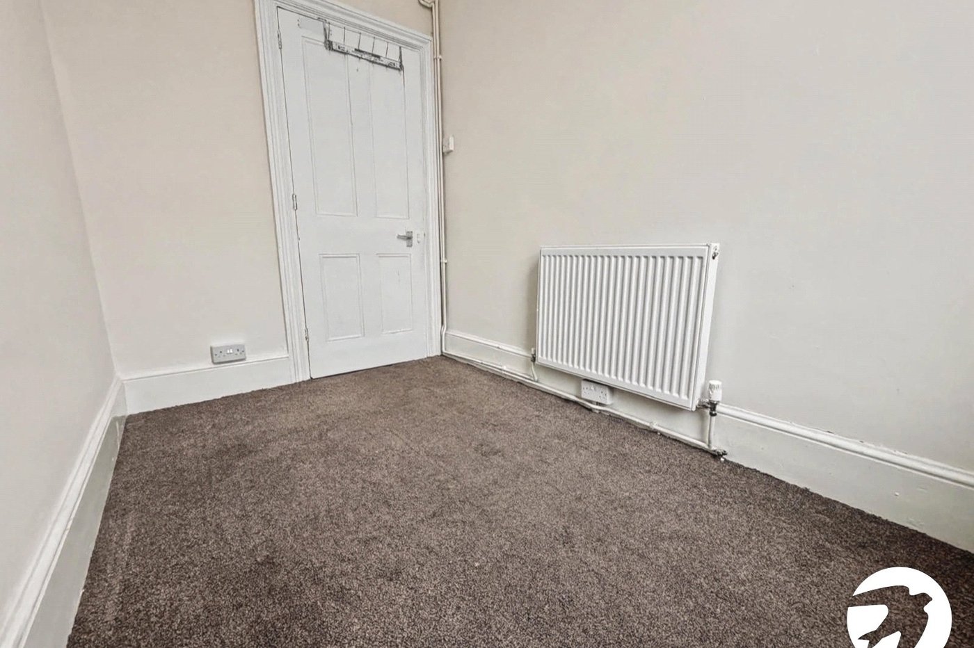 2 bedroom property to rent in Gillingham | Robinson Michael & Jackson