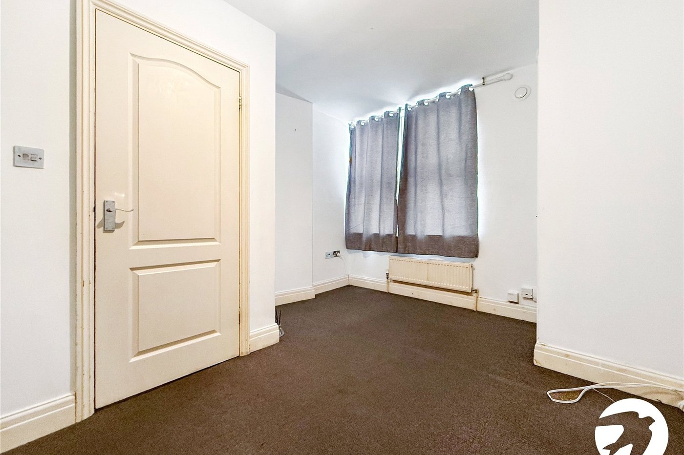 3 bedroom property to rent in Gillingham | Robinson Michael & Jackson