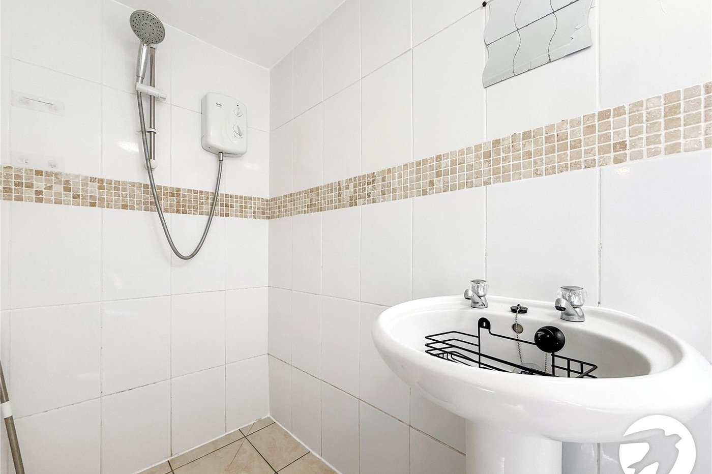 3 bedroom property to rent in Gillingham | Robinson Michael & Jackson