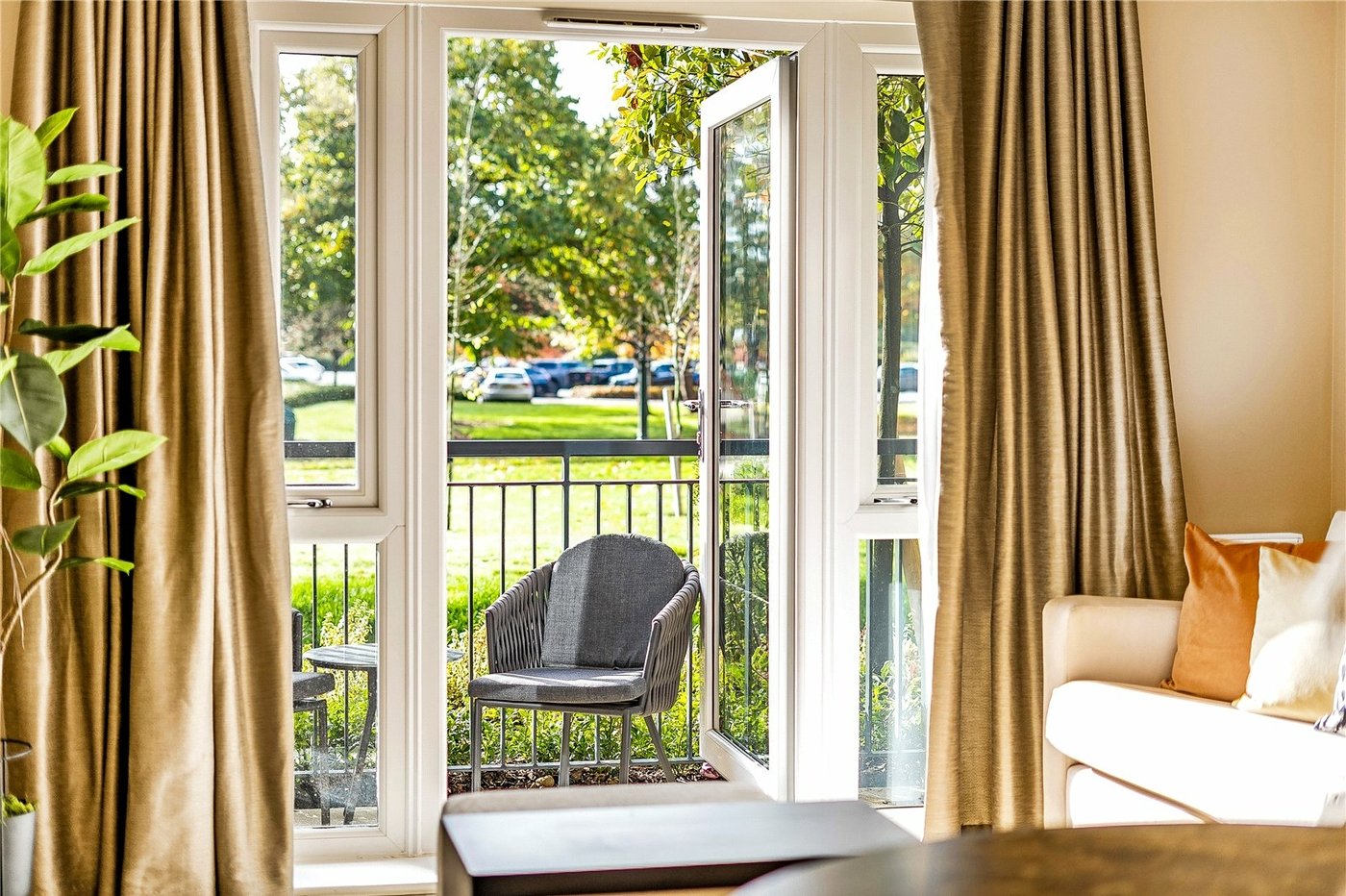 2 bedroom property to rent in Kings Hill | Robinson Michael & Jackson