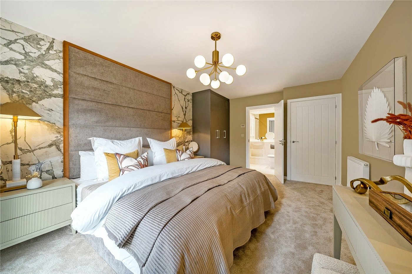 2 bedroom property to rent in Kings Hill | Robinson Michael & Jackson