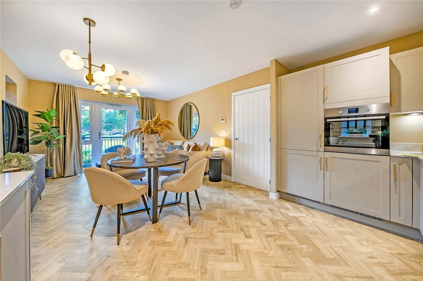 2 bedroom property to rent in Kings Hill | Robinson Michael & Jackson