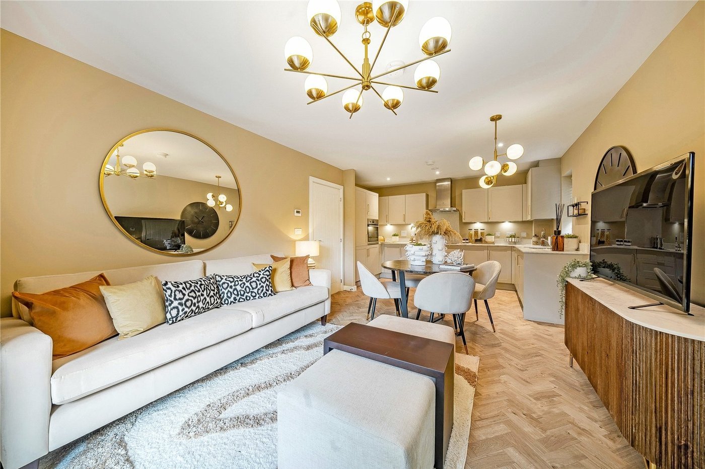 2 bedroom property to rent in Kings Hill | Robinson Michael & Jackson