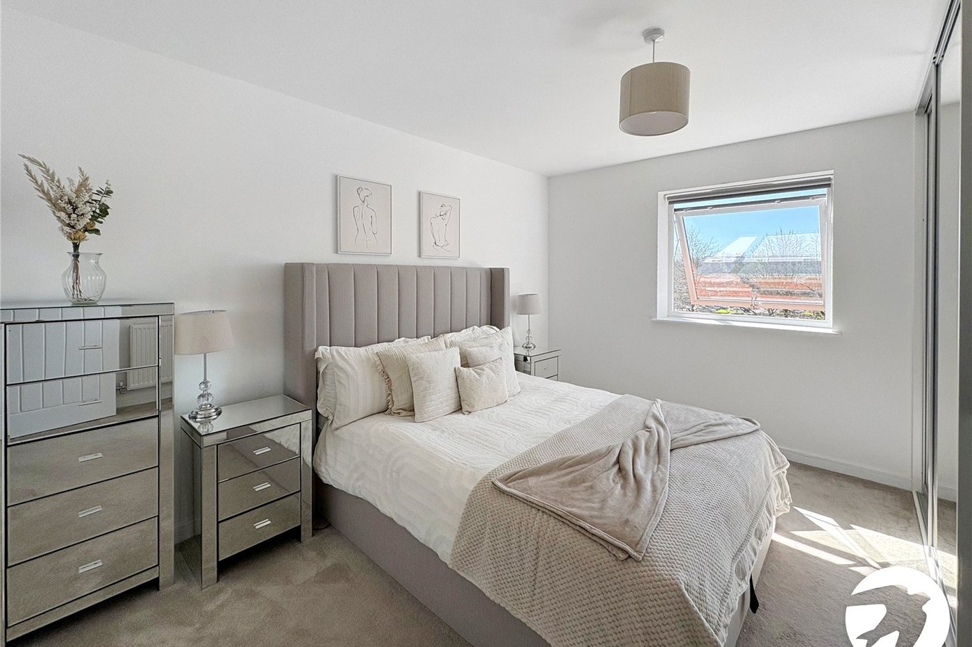 2 bedroom property to rent in Kings Hill | Robinson Michael & Jackson