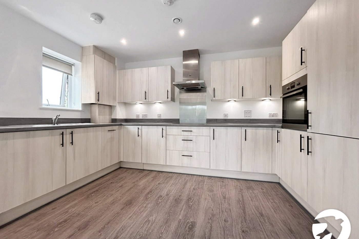 2 bedroom property to rent in Kings Hill | Robinson Michael & Jackson