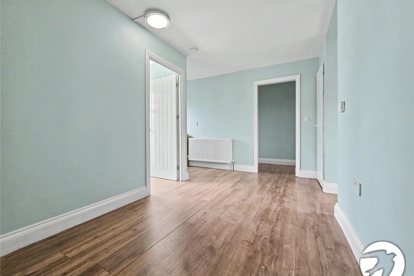 3 bedroom house to rent in London | Robinson Jackson
