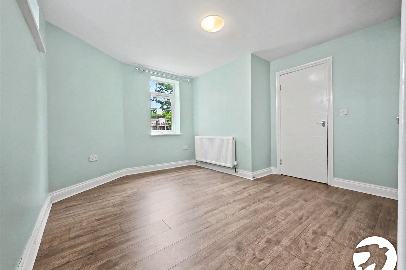 3 bedroom house to rent in London | Robinson Jackson