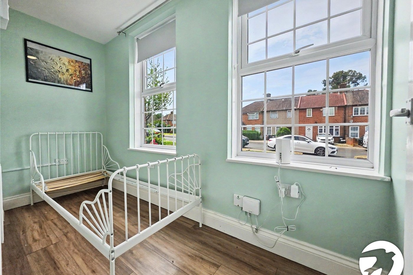3 bedroom house to rent in London | Robinson Jackson