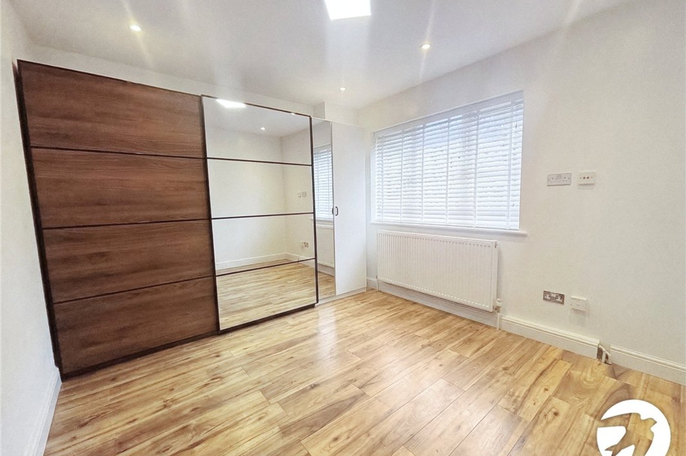 5 bedroom house to rent in Bromley | Robinson Jackson