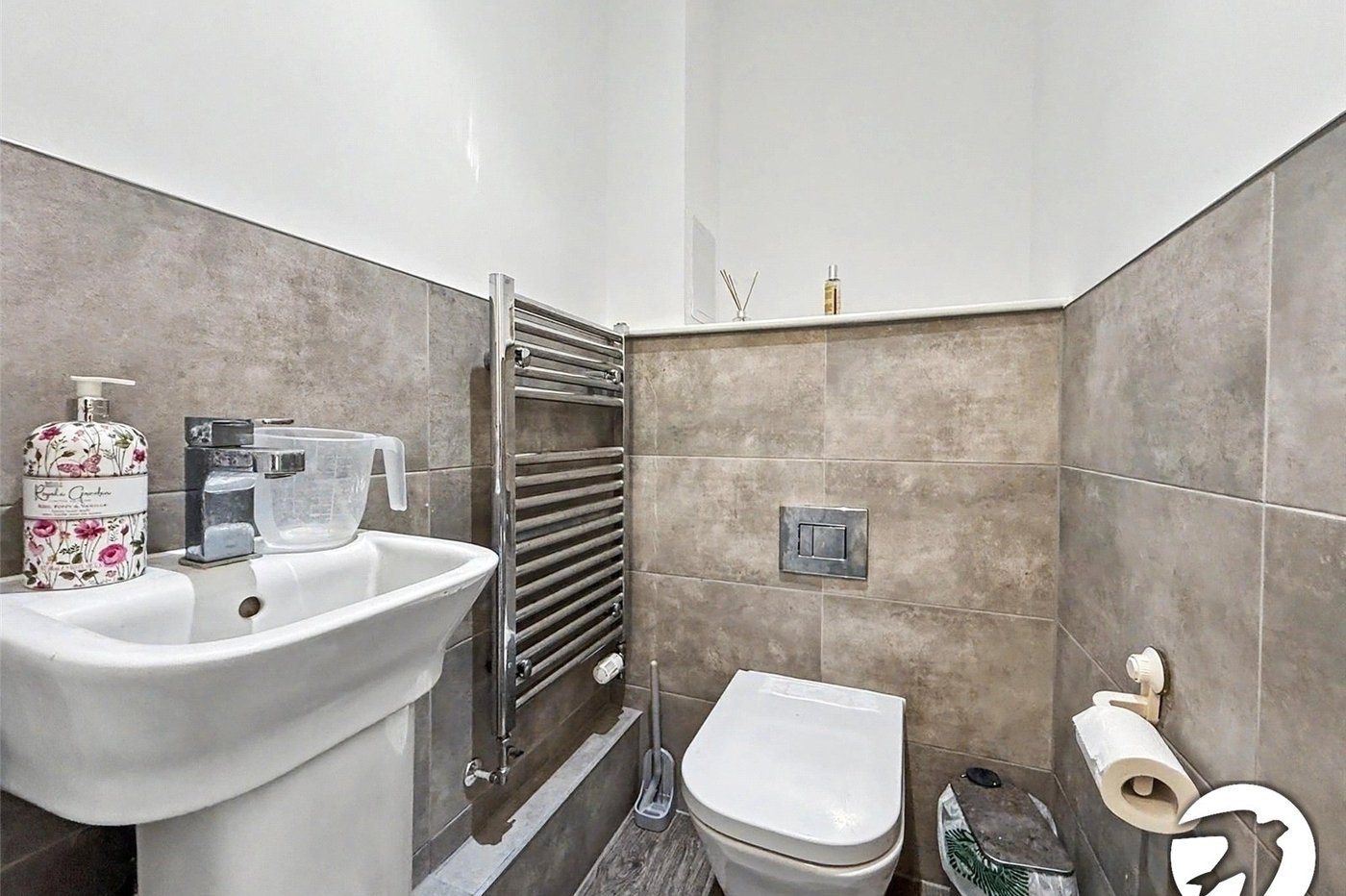 3 bedroom house to rent in Rochester | Robinson Michael & Jackson