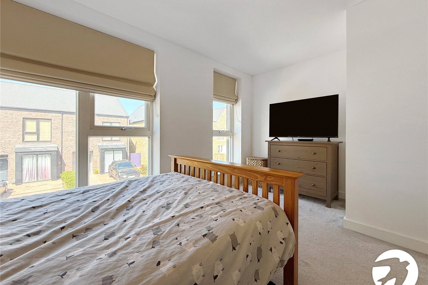 2 bedroom house to rent in Rochester | Robinson Michael & Jackson