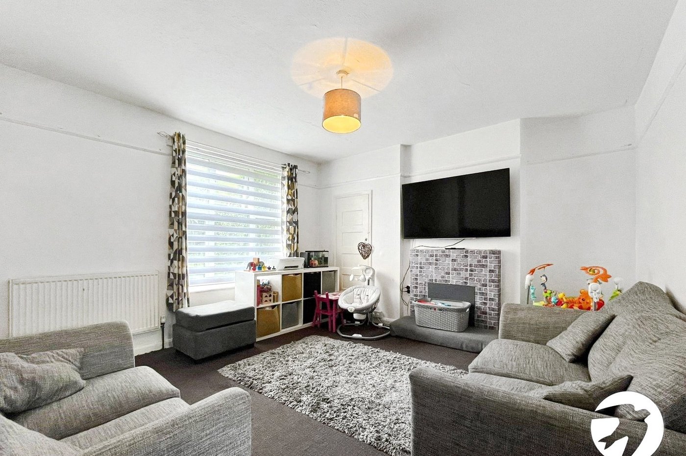 3 bedroom house to rent in Rochester | Robinson Michael & Jackson