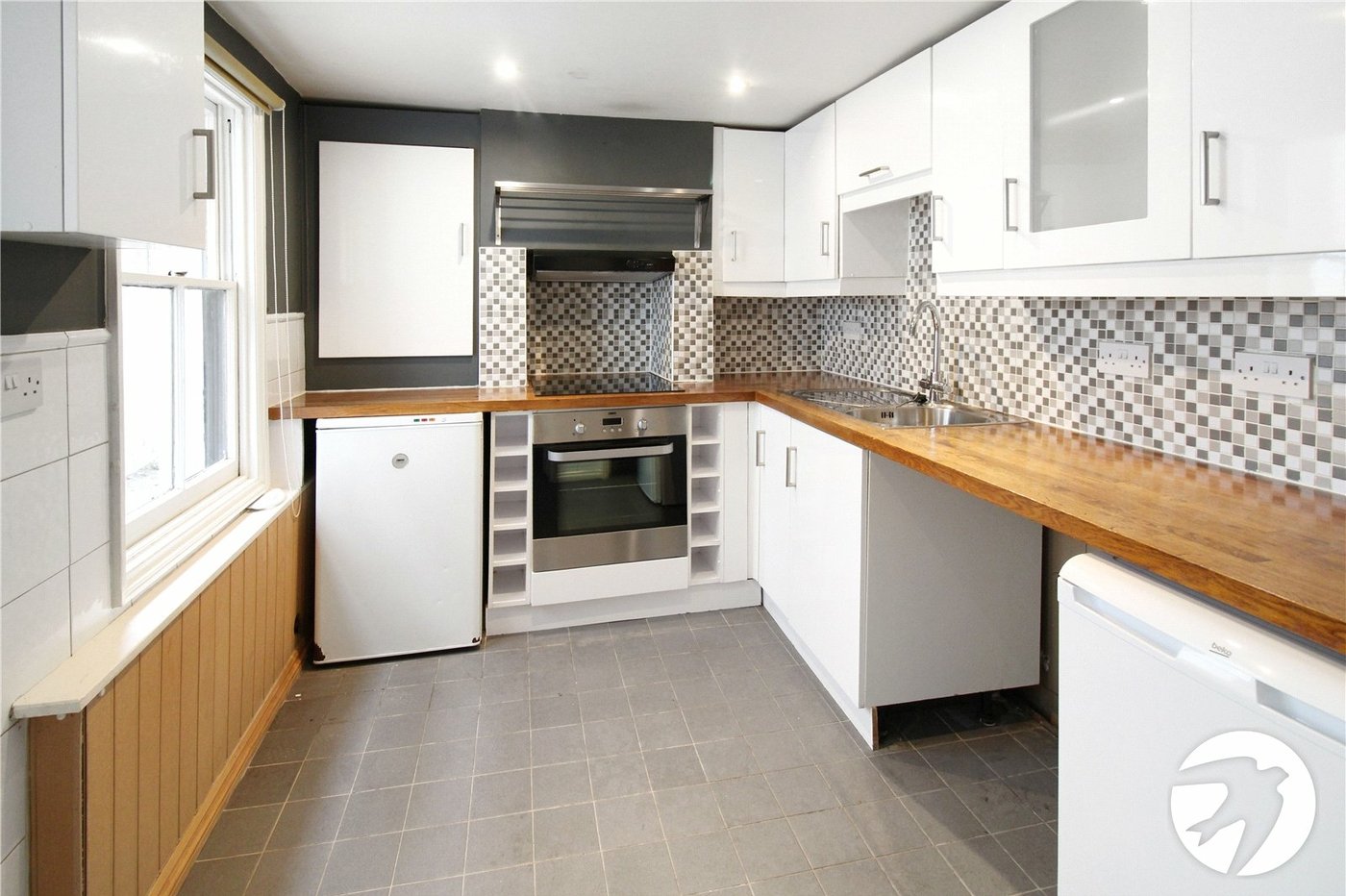 2 bedroom house to rent in Gravesend | Robinson Michael & Jackson