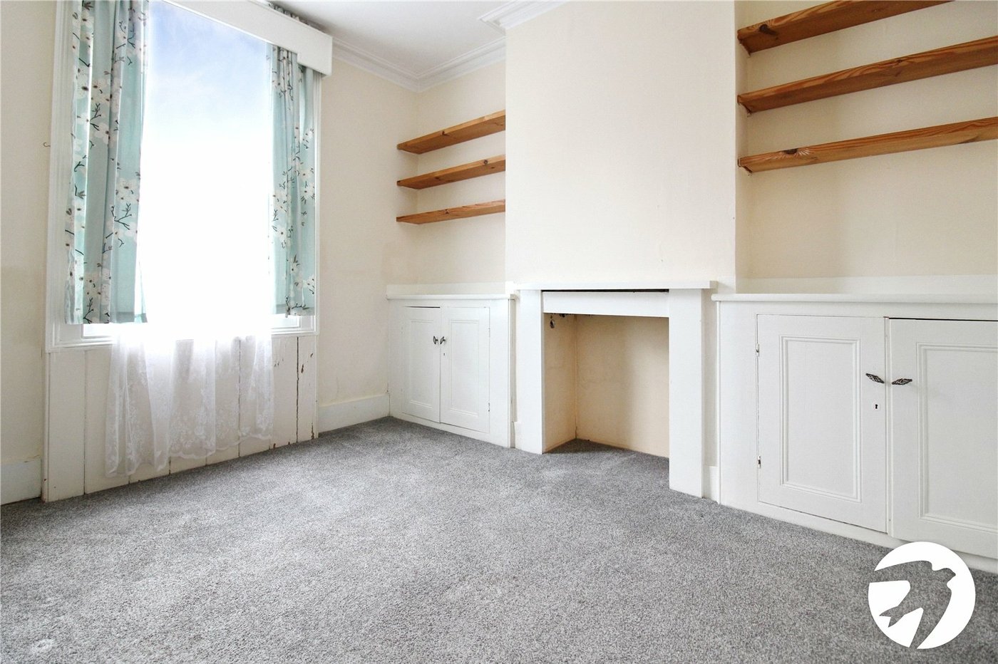 2 bedroom house to rent in Gravesend | Robinson Michael & Jackson