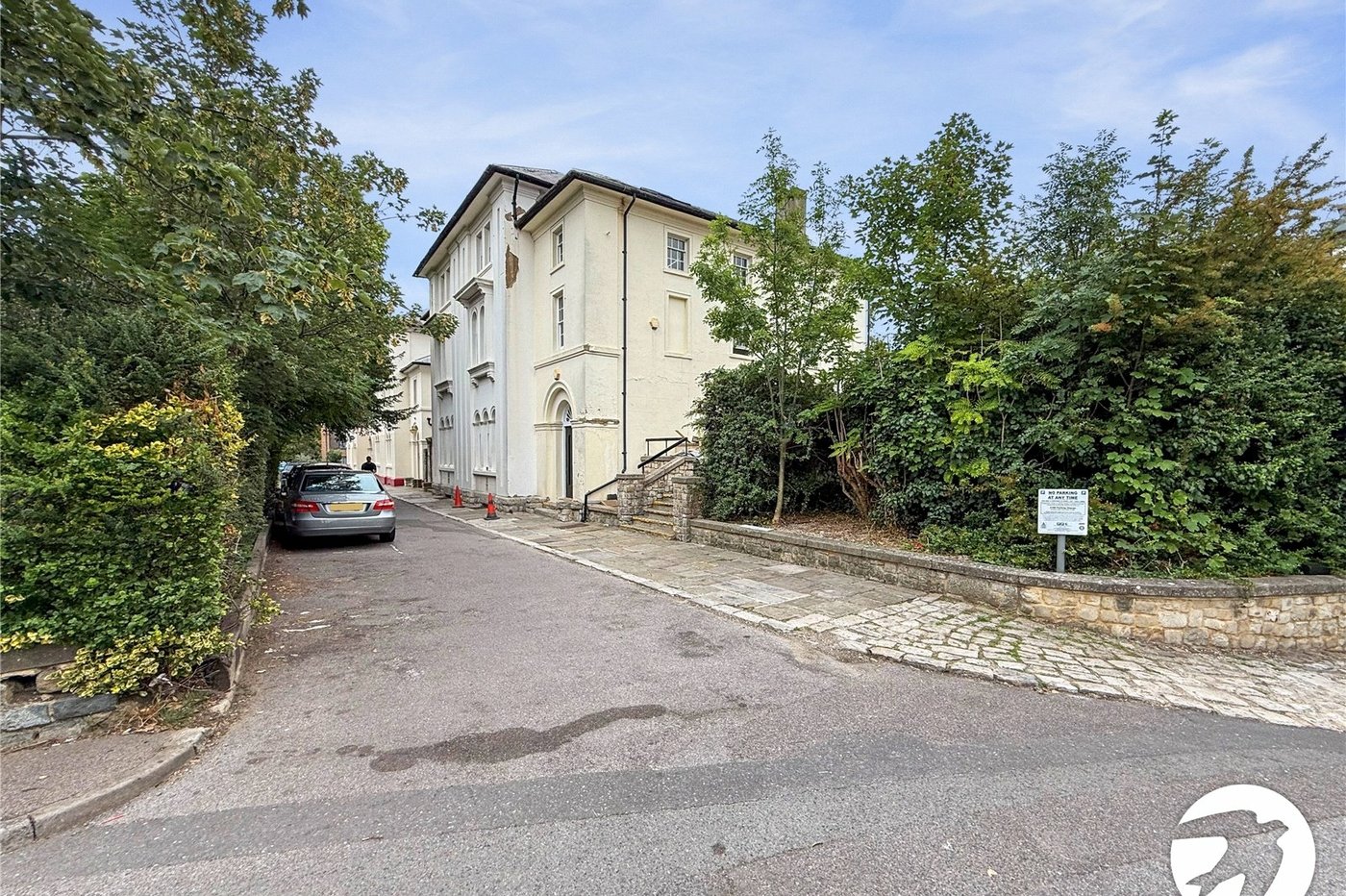 2 bedroom property to rent in Maidstone | Robinson Michael & Jackson