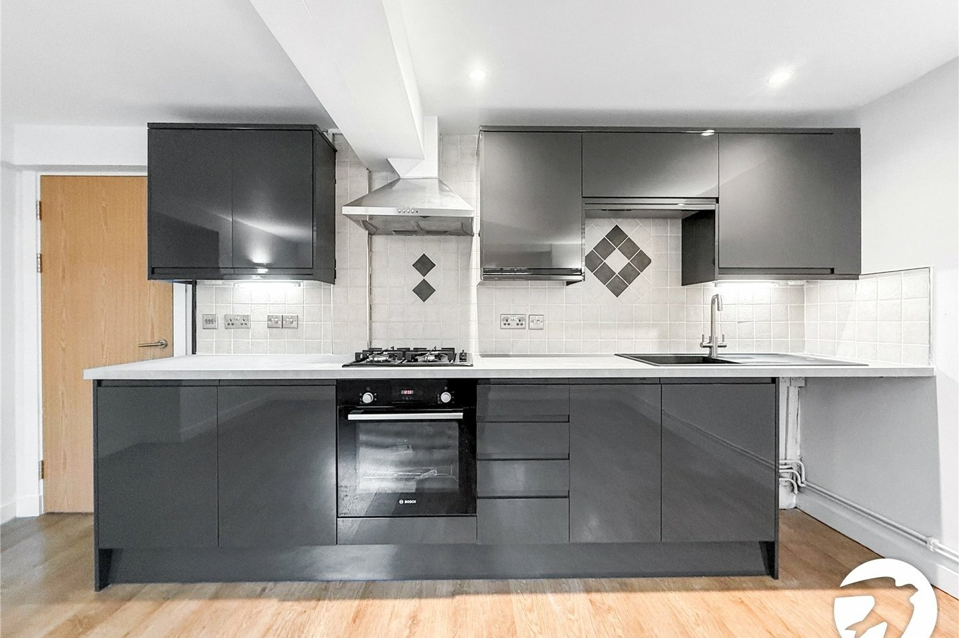 2 bedroom property to rent in Maidstone | Robinson Michael & Jackson