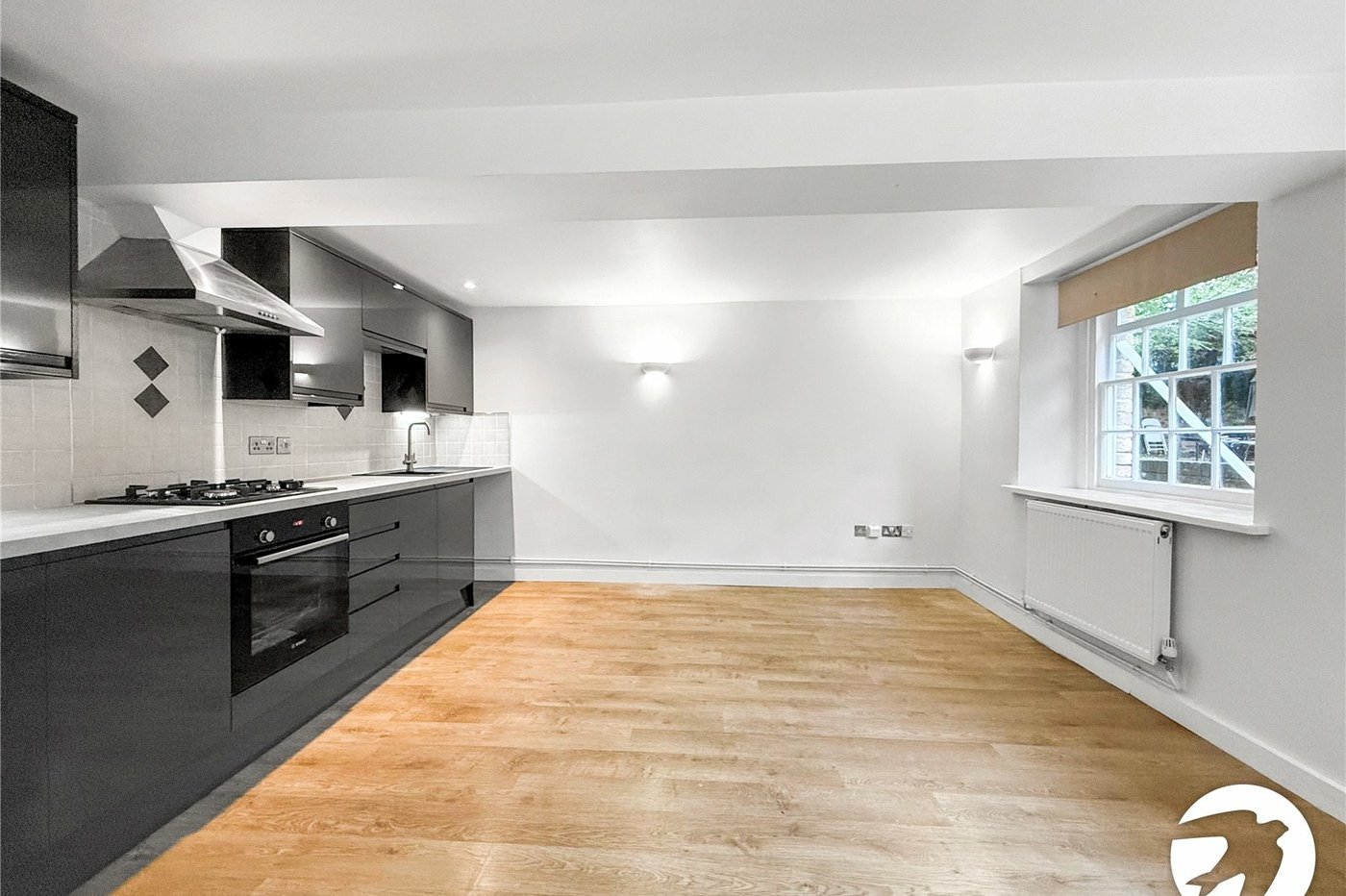 2 bedroom property to rent in Maidstone | Robinson Michael & Jackson